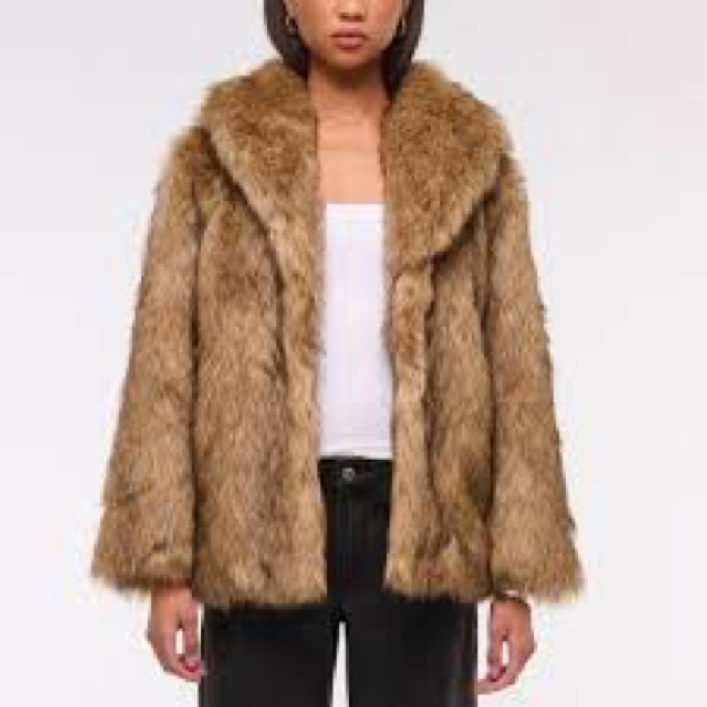 Abercrombie Women's Shawl Collar Faux Fur Coat -NWOT